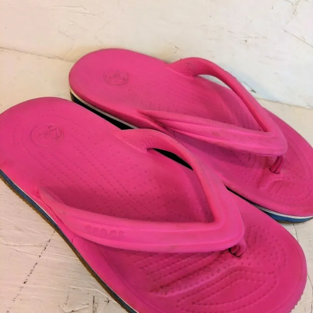 Crocs Pink Shoe Girls Slip On Flip Flops Sandals Thong Size J 1 Girls Summer